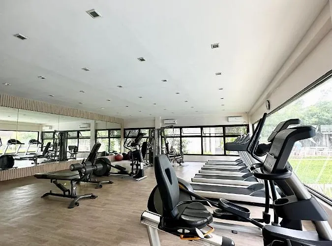 Bamboo Bay With Wifi & Pool Condotel 3* 만다웨 시